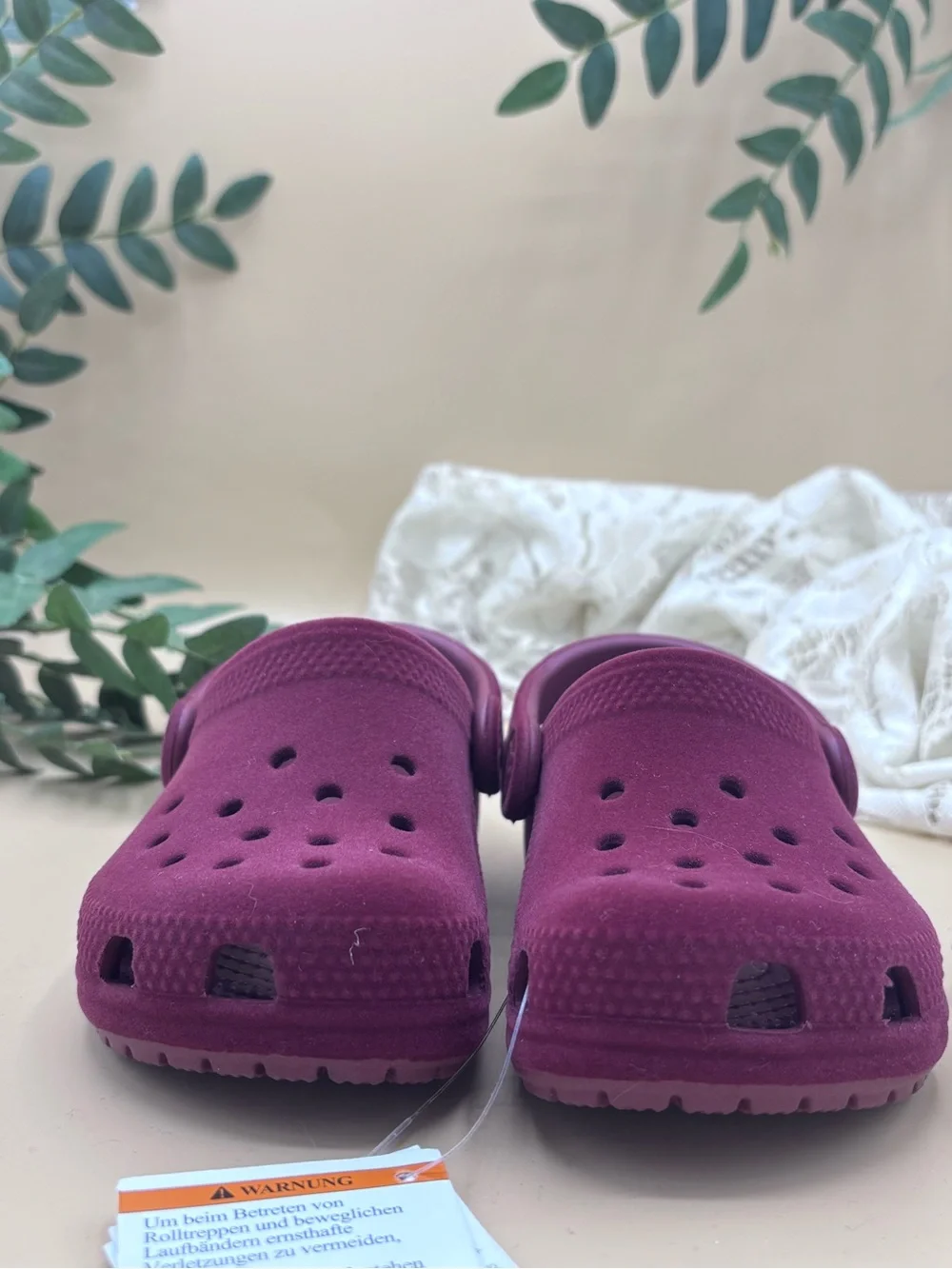 CROCS Kids Classic Clog in Burgundy/Velvet Red
